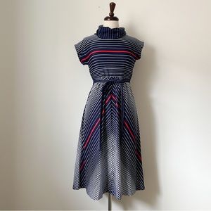 Vintage 60s Fit and Flare Dress • Size M